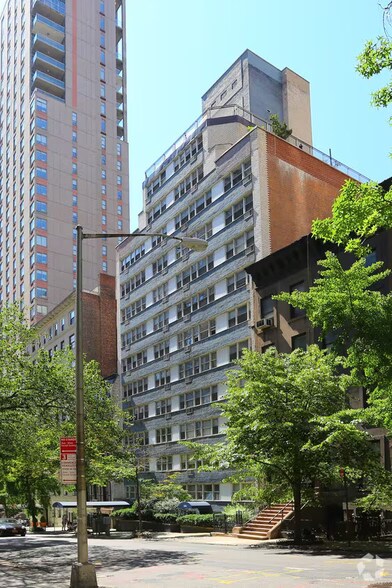 More Photos Of 150 E 37th St, New York Apartments For Lease