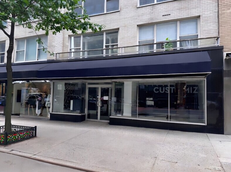 More Photos Of 1050-1056 3rd Ave, New York Apartments For Lease