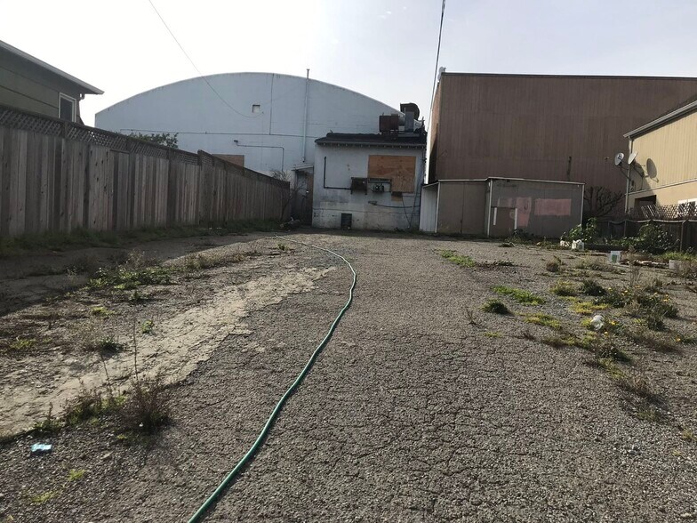 More Photos Of 744 El Camino Real, South San Francisco Restaurant For Lease