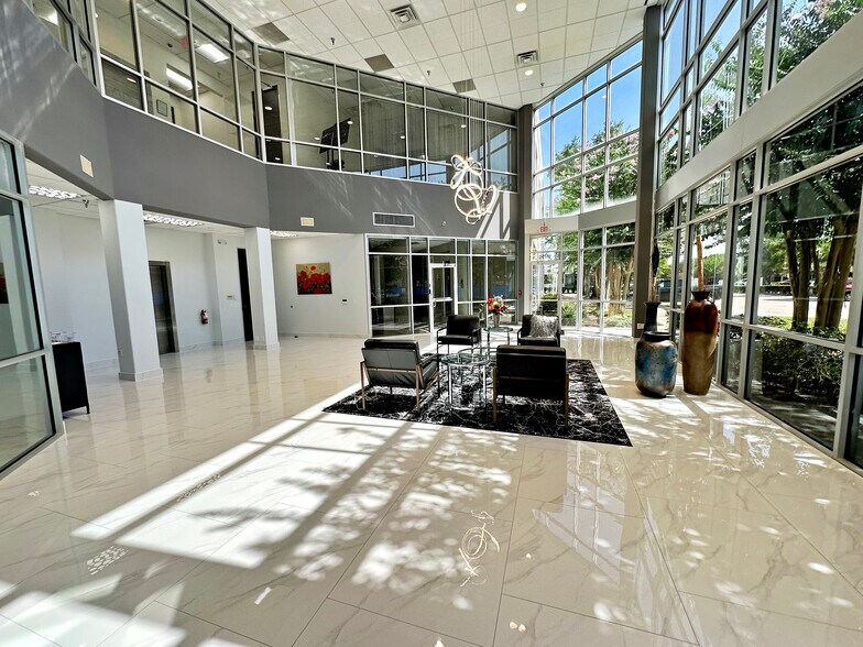 More Photos Of 10750 Hammerly Blvd, Houston Office For Lease
