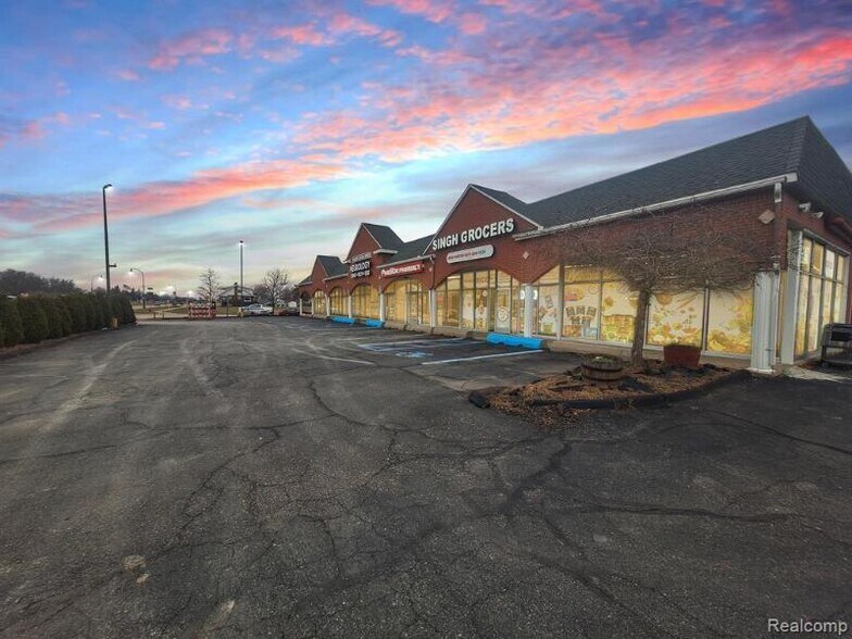 More Photos Of 14625 Telegraph Rd, Taylor Freestanding For Lease