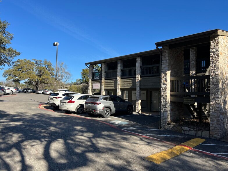 More Photos Of 3930 Bee Caves Rd, Austin Office For Lease
