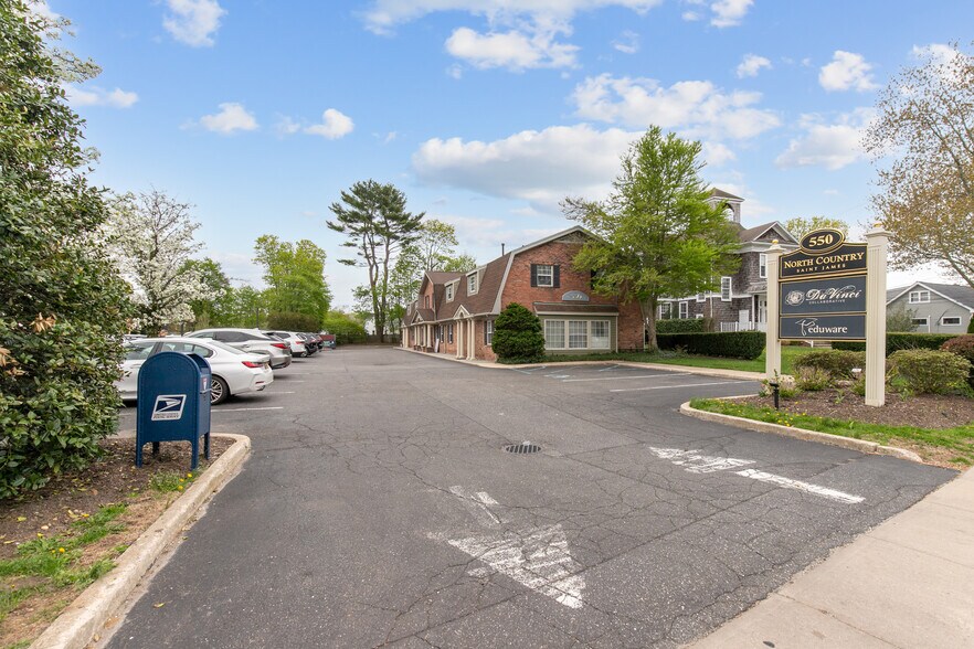 More Photos Of 550 N Country Rd, Saint James Office For Sale