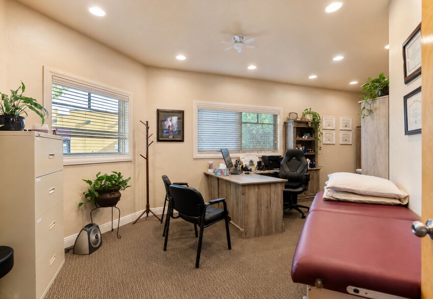 More Photos Of 65 Commons Way, Kalispell Office For Sale
