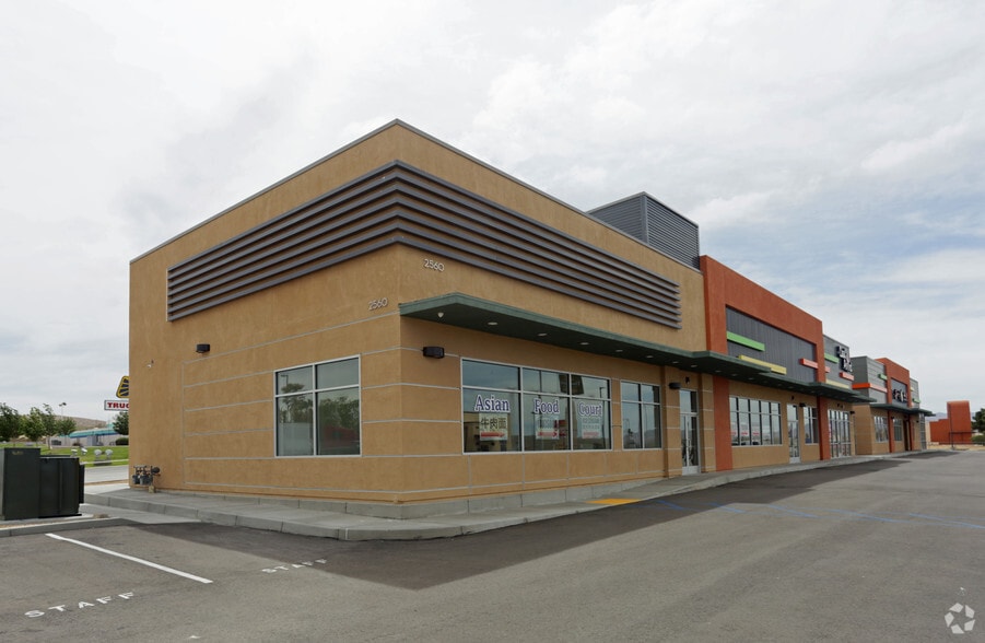 Primary Photo Of 2560 High Point Pky, Barstow Fast Food For Lease