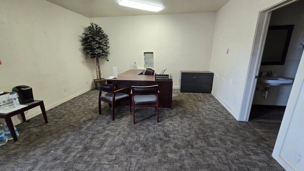More Photos Of 5678 134th Ave NW, Williston Office For Sale