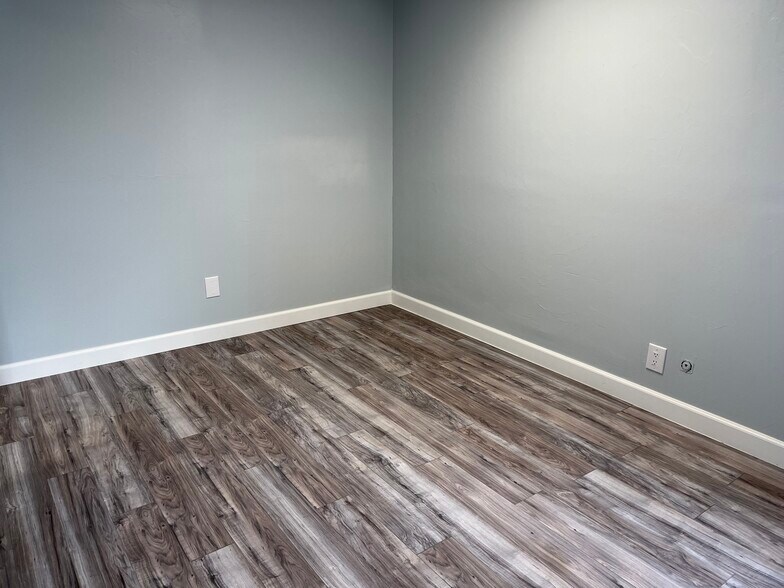 More Photos Of 2805 W 64th Ave, Denver Self Storage For Lease