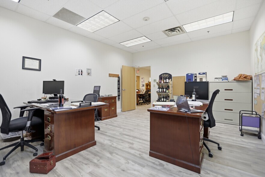 More Photos Of 678 Andover St, Lawrence Light Manufacturing For Lease