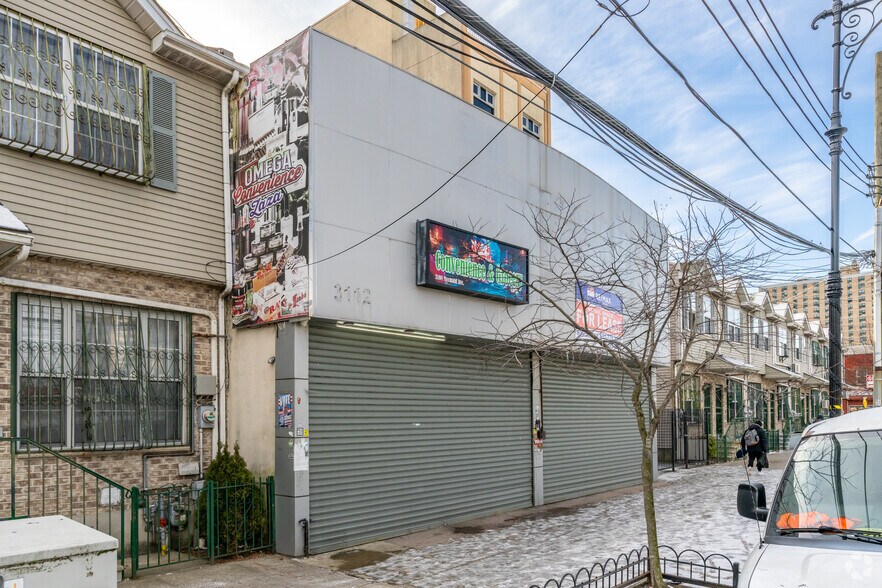 More Photos Of 3108-3112 Mermaid Ave, Brooklyn Convenience Store For Lease