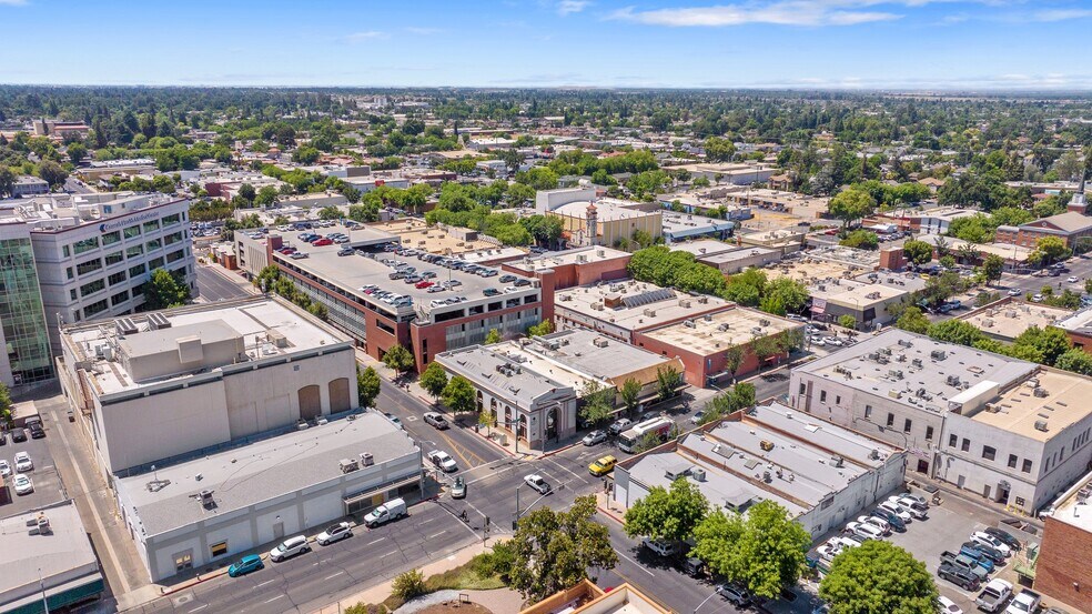More Photos Of 119 S Locust St, Visalia Medical For Sale