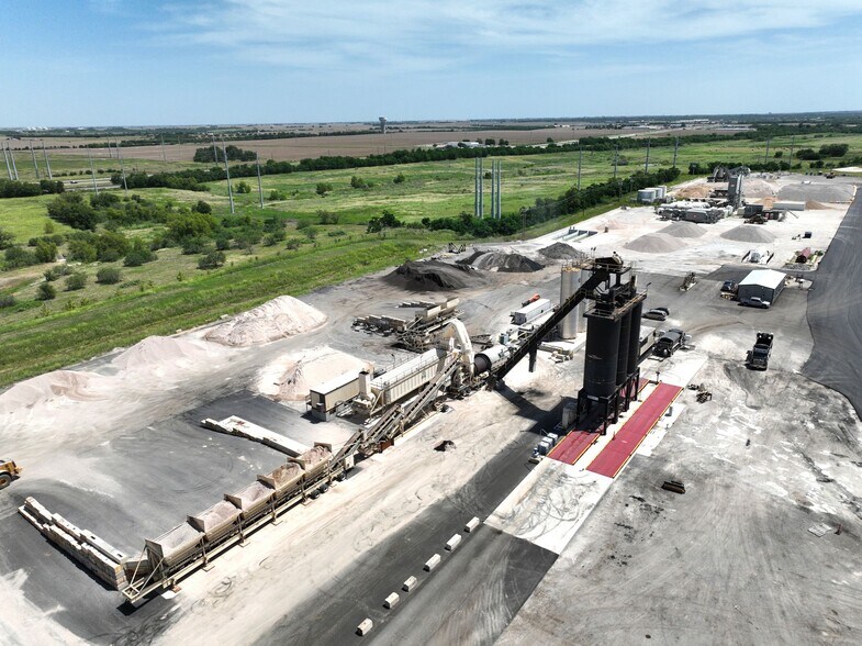 More Photos Of 201 FM 3349, Taylor Land For Sale