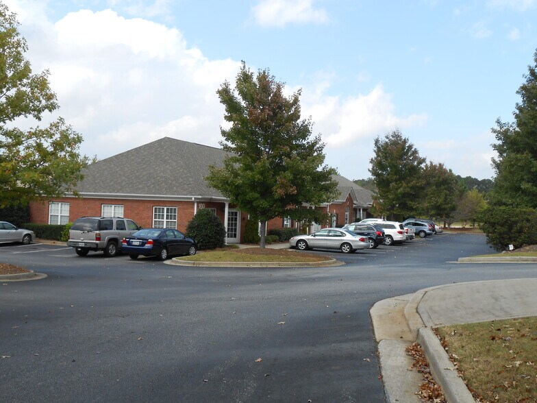 More Photos Of 3459 Acworth Due West Rd, Acworth Office For Sale