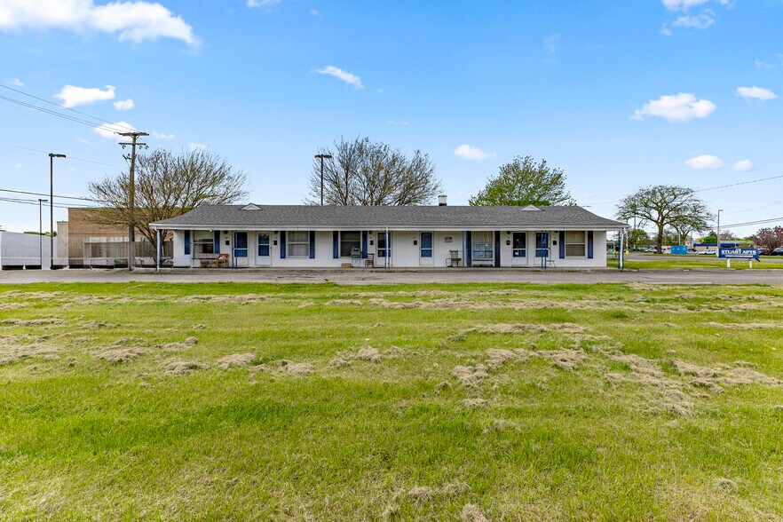 Primary Photo Of 228 Inkster Rd, Inkster Apartments For Sale