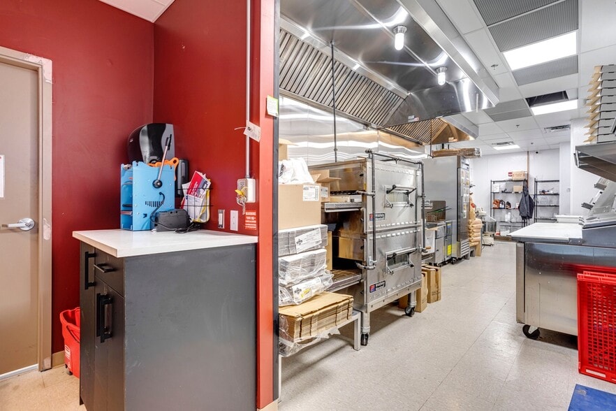 More Photos Of 8091 Kiriak Link SW, Edmonton Unknown For Lease