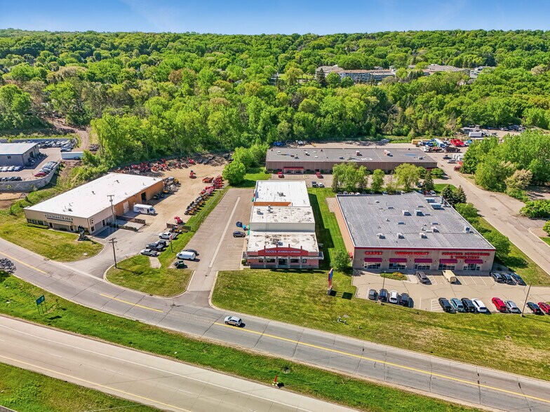 More Photos Of 2401 Highway 13 W, Burnsville Warehouse For Sale