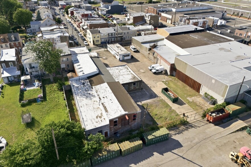 More Photos Of 4821 Garden St, Philadelphia Industrial For Sale