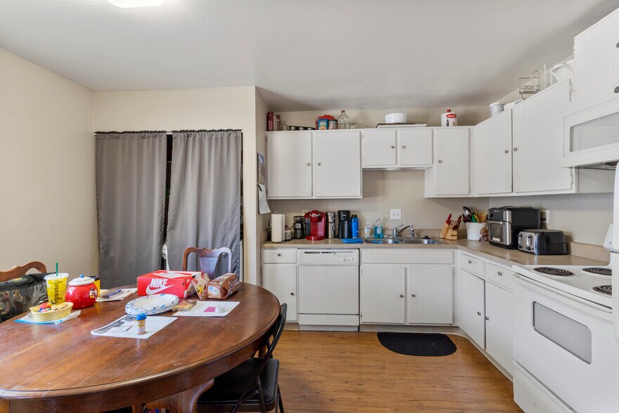 More Photos Of , Colorado Springs Multifamily For Sale
