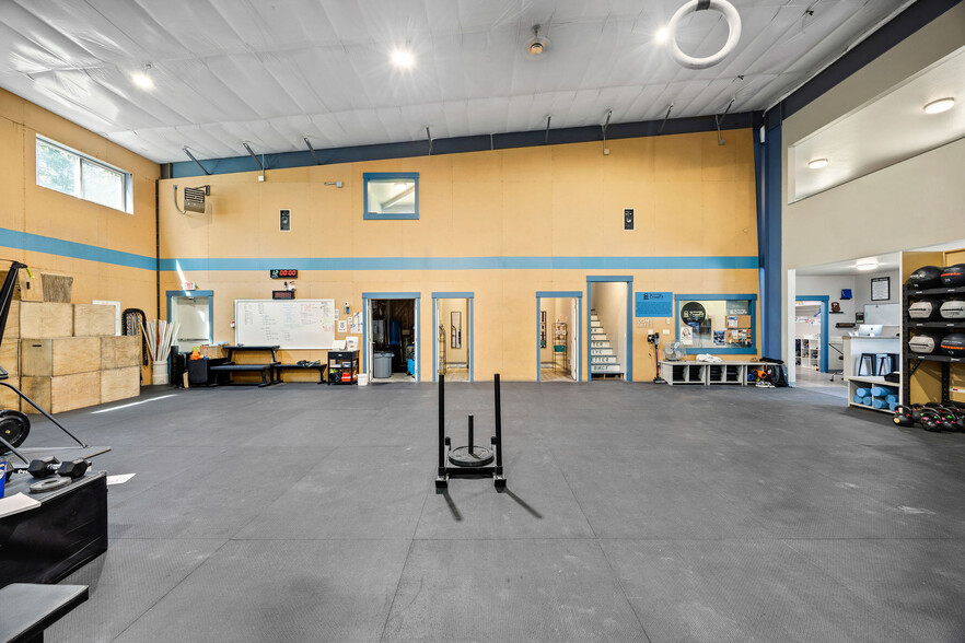 More Photos Of 112 E Blanchard Lake Rd, Whitefish Warehouse For Lease