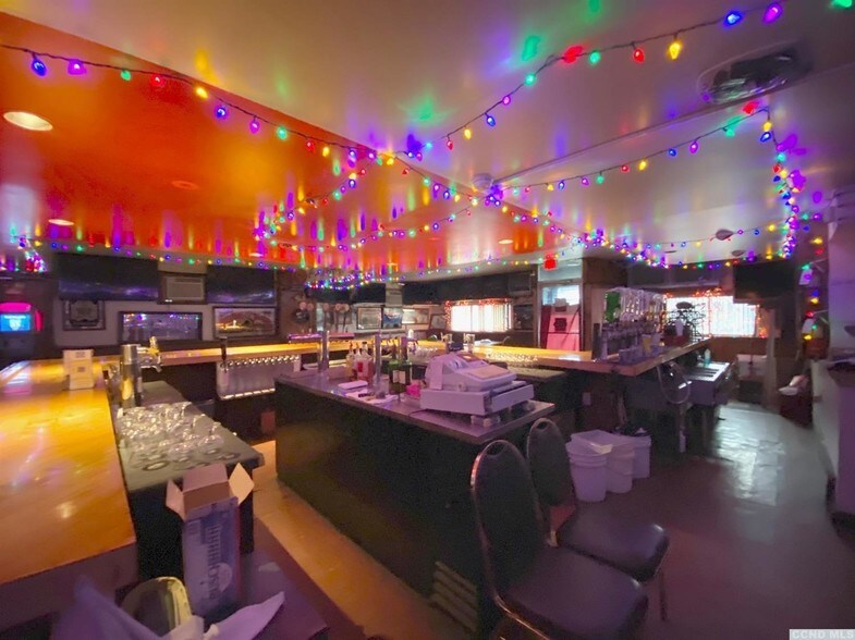 More Photos Of 749-751 Columbia St, Hudson Storefront Retail Residential For Lease