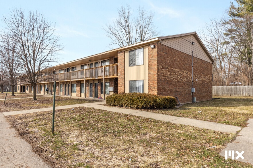 More Photos Of 4130 Oak Park Dr SE, Grand Rapids Apartments For Sale