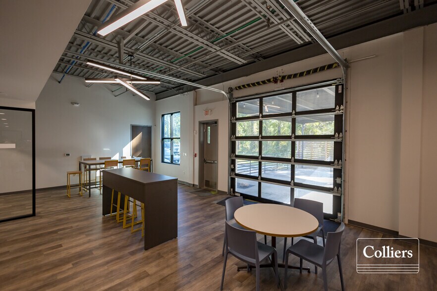 More Photos Of 8570 Rivers Ave, North Charleston Office Residential For Lease