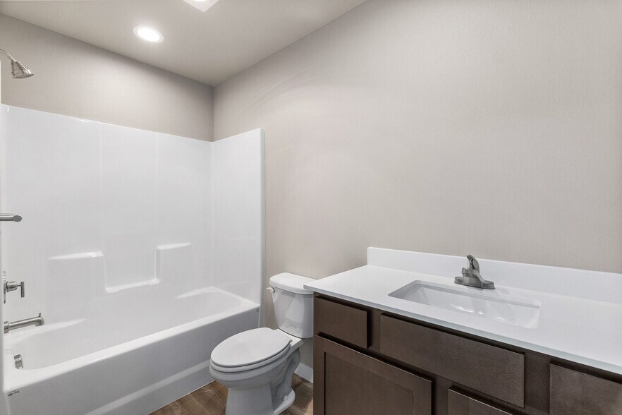 More Photos Of 303 E Broadway Ave, Montesano Apartments For Sale