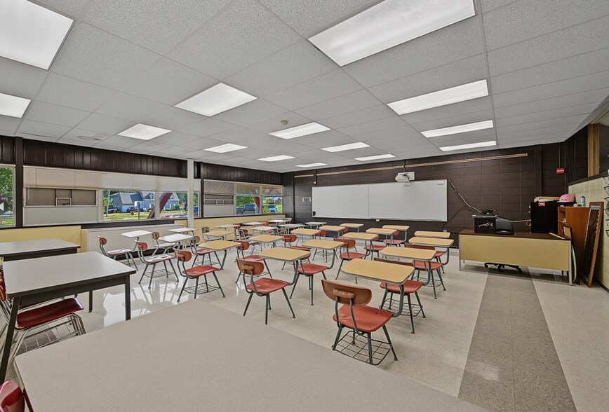 More Photos Of 1600 26th St, Monroe Schools For Sale