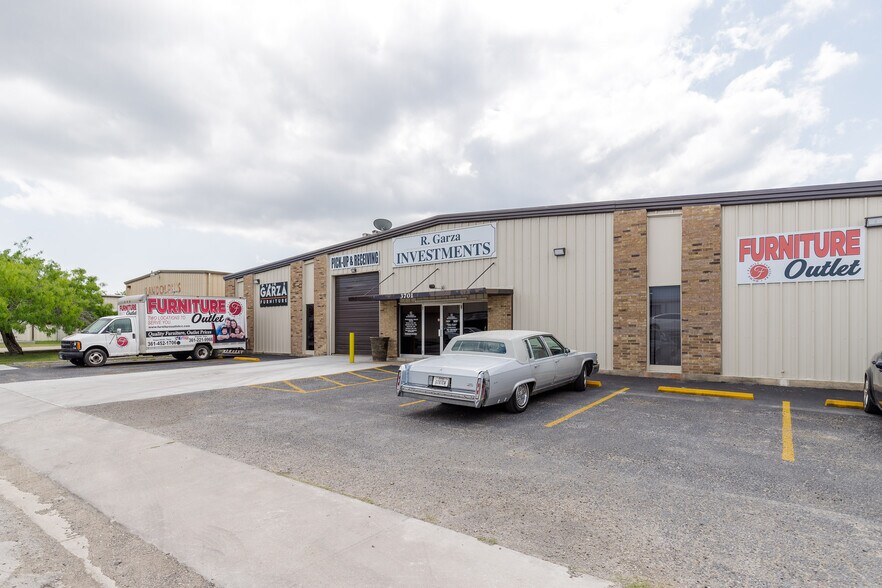 More Photos Of 3701 Apollo Rd, Corpus Christi Warehouse For Sale