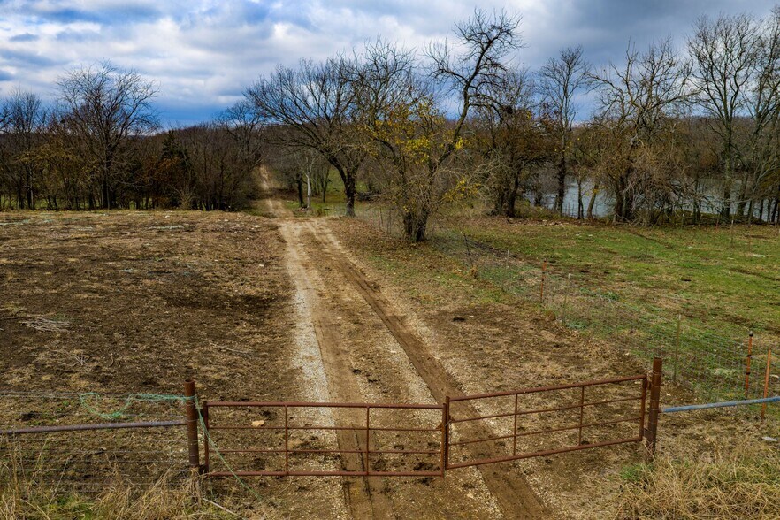 More Photos Of 19242-20772 W 247th Street, Paola Land For Sale