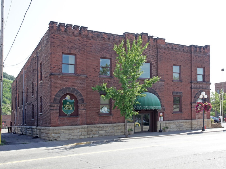 More Photos Of 217 Plum St, Red Wing Office For Sale