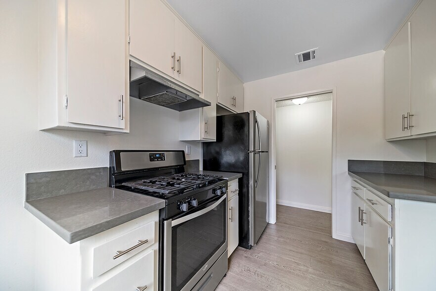 More Photos Of 4173 Fair Ave, Studio City Apartments For Sale