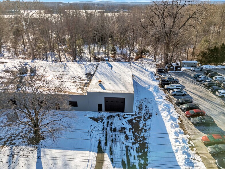 More Photos Of 67 Mainline Dr, Westfield Manufacturing For Lease