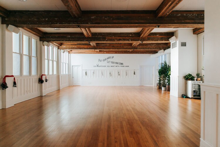 More Photos Of 449 14th St, San Francisco Schools For Lease