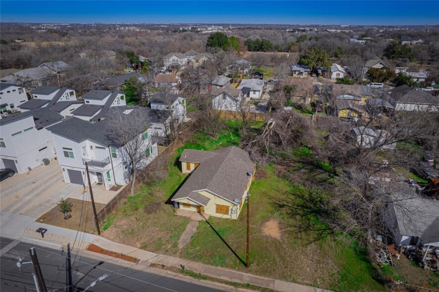 More Photos Of 6106 Ponca St, Austin Land For Sale