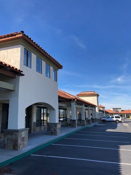 More Photos Of 100-120 N Rancho Santa Fe Rd, San Marcos Unknown For Lease