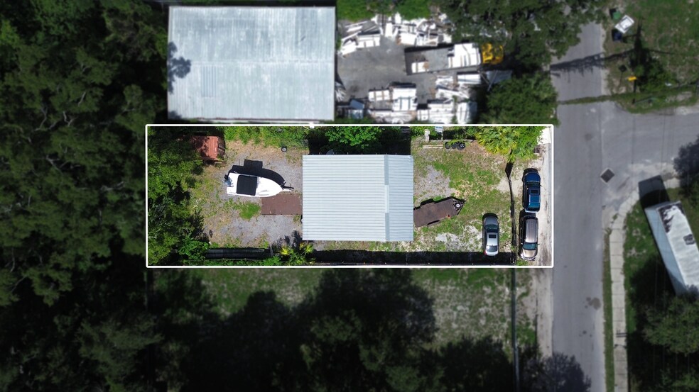 More Photos Of 2801 E Wilder Ave, Tampa Industrial For Lease