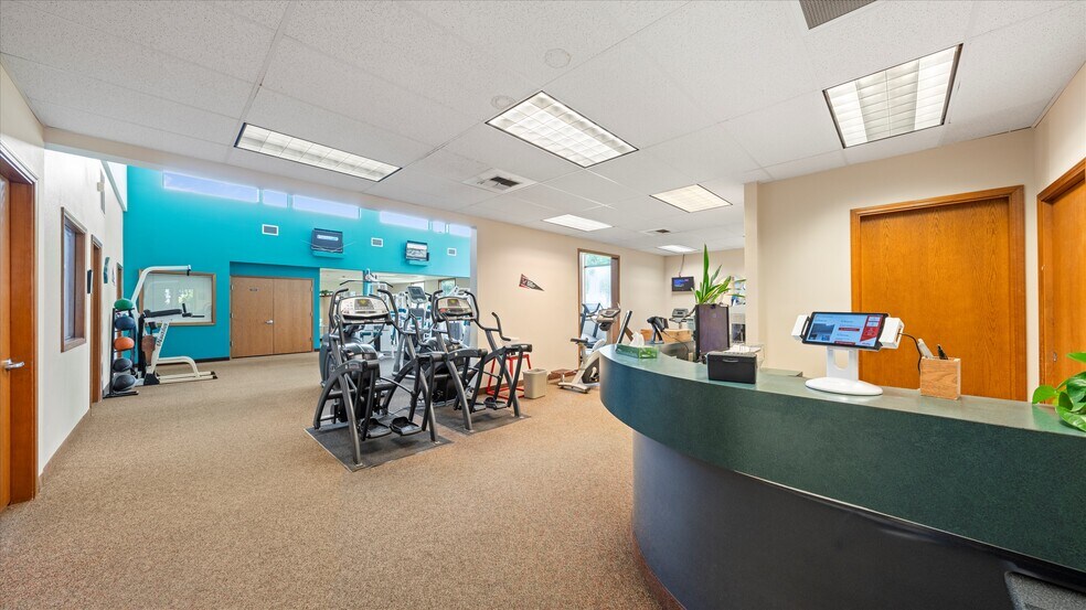 More Photos Of 3807 W Court St, Pasco Office For Sale