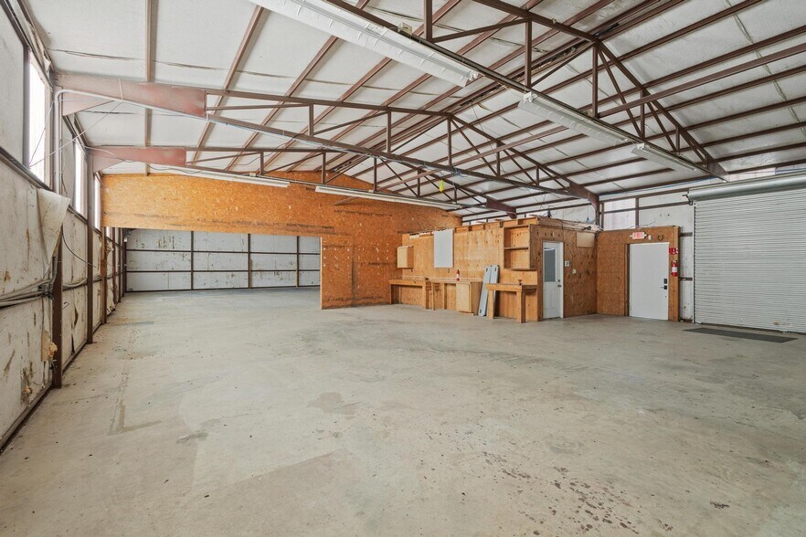 More Photos Of 11416 Hames, Pilot Point Industrial For Lease