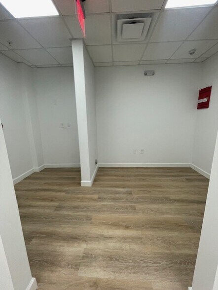 More Photos Of 4900 S University Dr, Davie Unknown For Lease