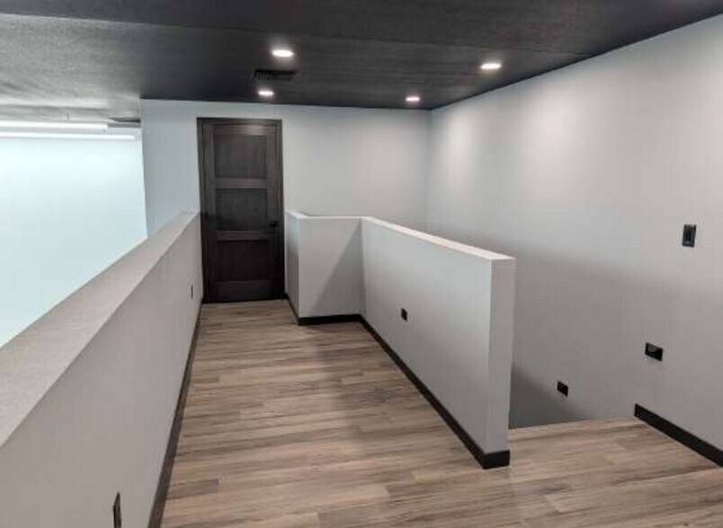 More Photos Of 7107 N 19th St, Bismarck Warehouse For Sale