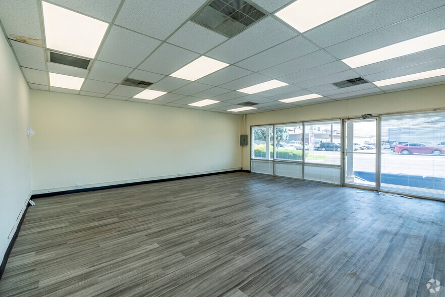 More Photos Of 50 Freeport Blvd, Sparks Light Distribution For Lease