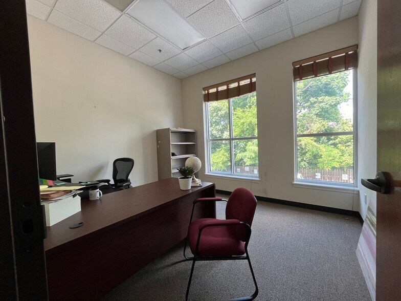 More Photos Of 1514 S Church St, Charlotte Loft Creative Space For Lease
