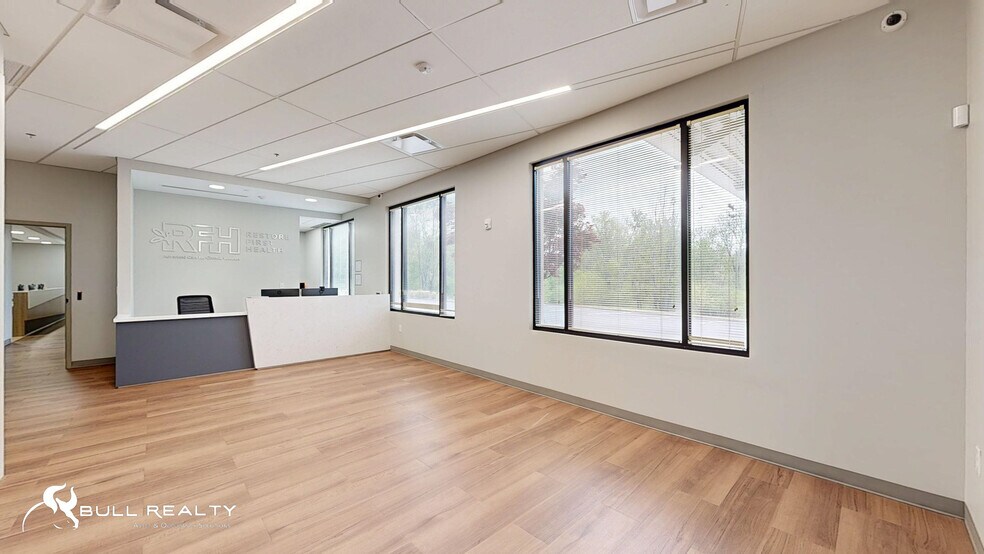 More Photos Of 34 Upper Riverdale Rd, Riverdale Medical For Lease