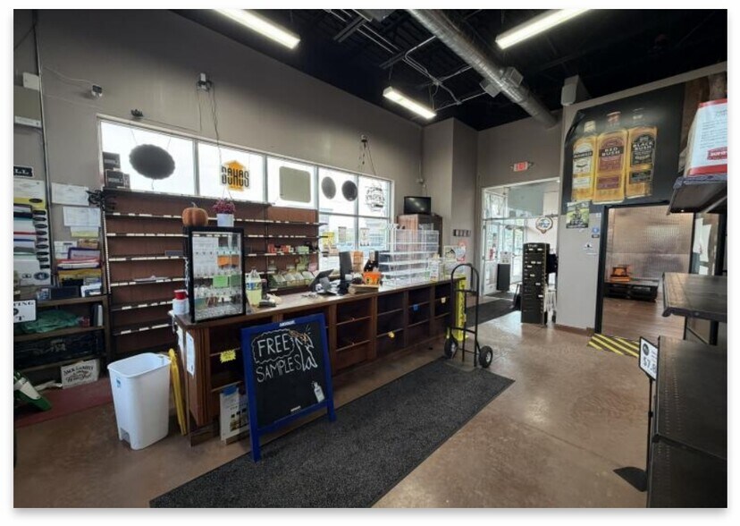 More Photos Of 617 Apollo Dr, Lino Lakes Storefront For Lease