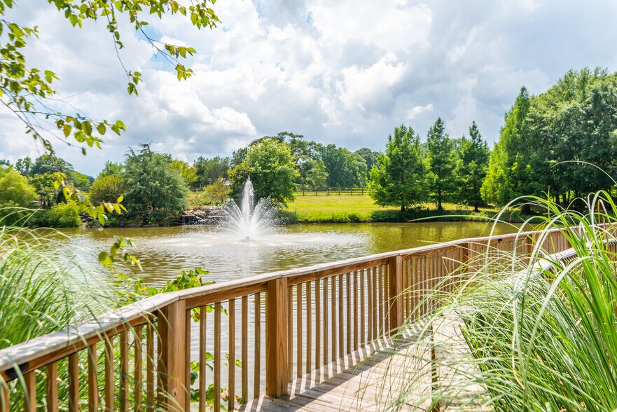 More Photos Of 565 Owens Gin Rd NE, Calhoun Lodge Meeting Hall For Sale