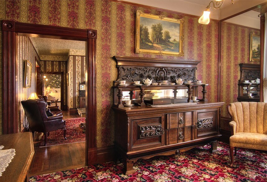 More Photos Of 400 Berding St, Ferndale Hospitality For Sale