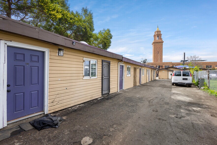 More Photos Of 5714 International Blvd, Oakland Hotel For Sale