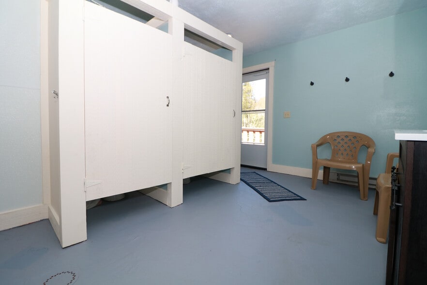 More Photos Of 1997 Rock Hill Rd, Weedville Hotel For Sale