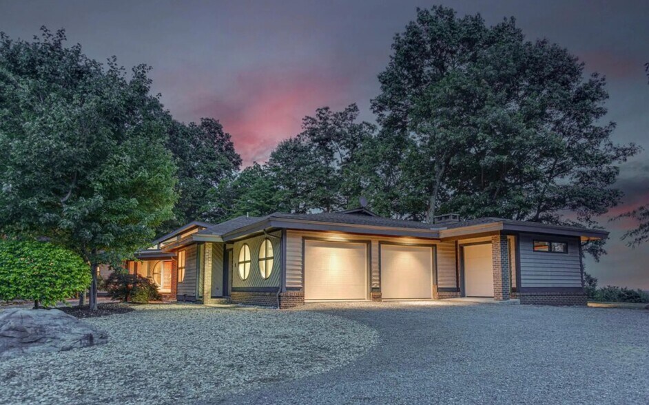 More Photos Of 349 Lucas Rd, Warfordsburg Specialty For Sale