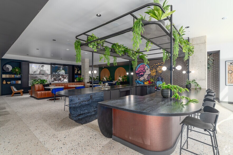 More Photos Of 1390 NE Compton Dr, Hillsboro Multifamily For Sale